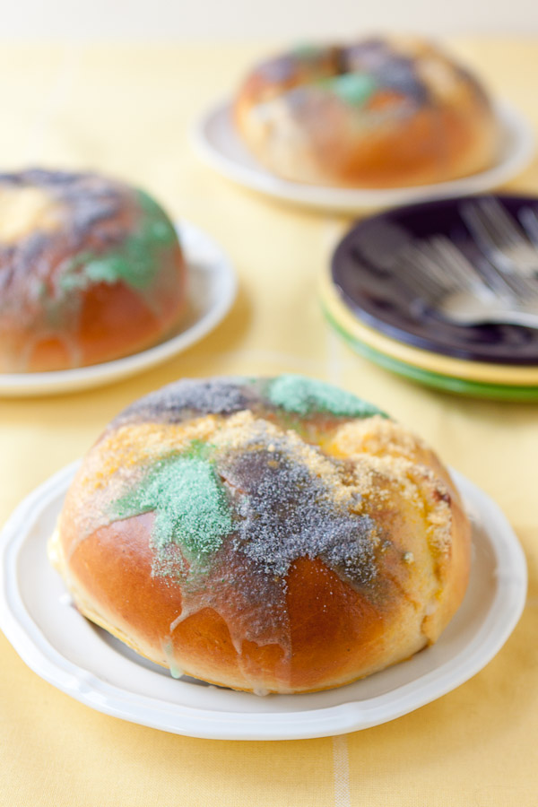 Mardi Gras King Cake Recipe - Sprinkle Bakes