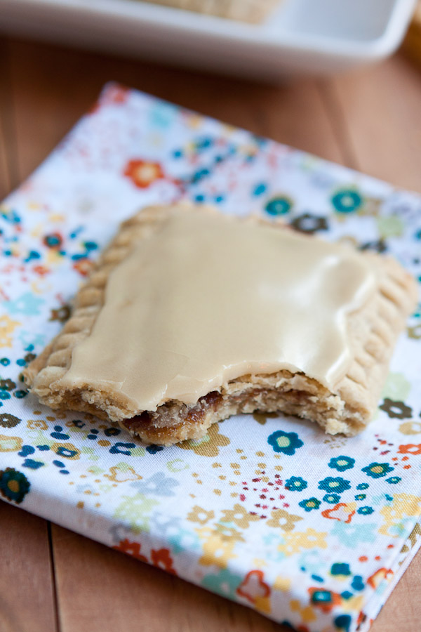 Homemade Maple-Cinnamon Oat Pop Tarts